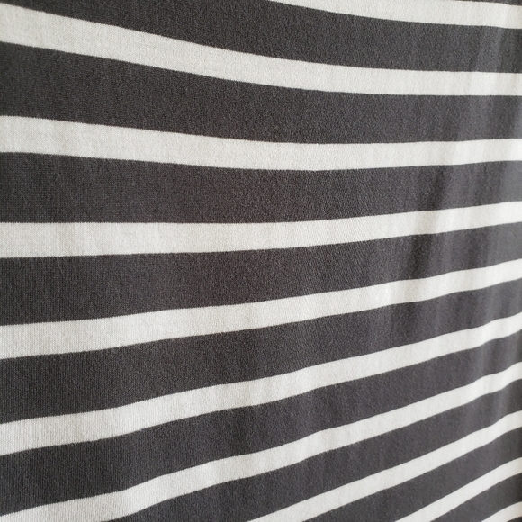 GAP Charcoal & White Stripe Muscle Tee Med Mariner Stripe - Picture 10 of 14